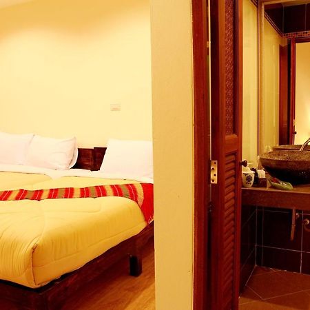 Boonme Heritage Phitsanulok Ngoại thất bức ảnh