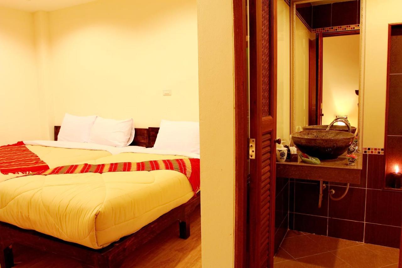 Boonme Heritage Phitsanulok Ngoại thất bức ảnh