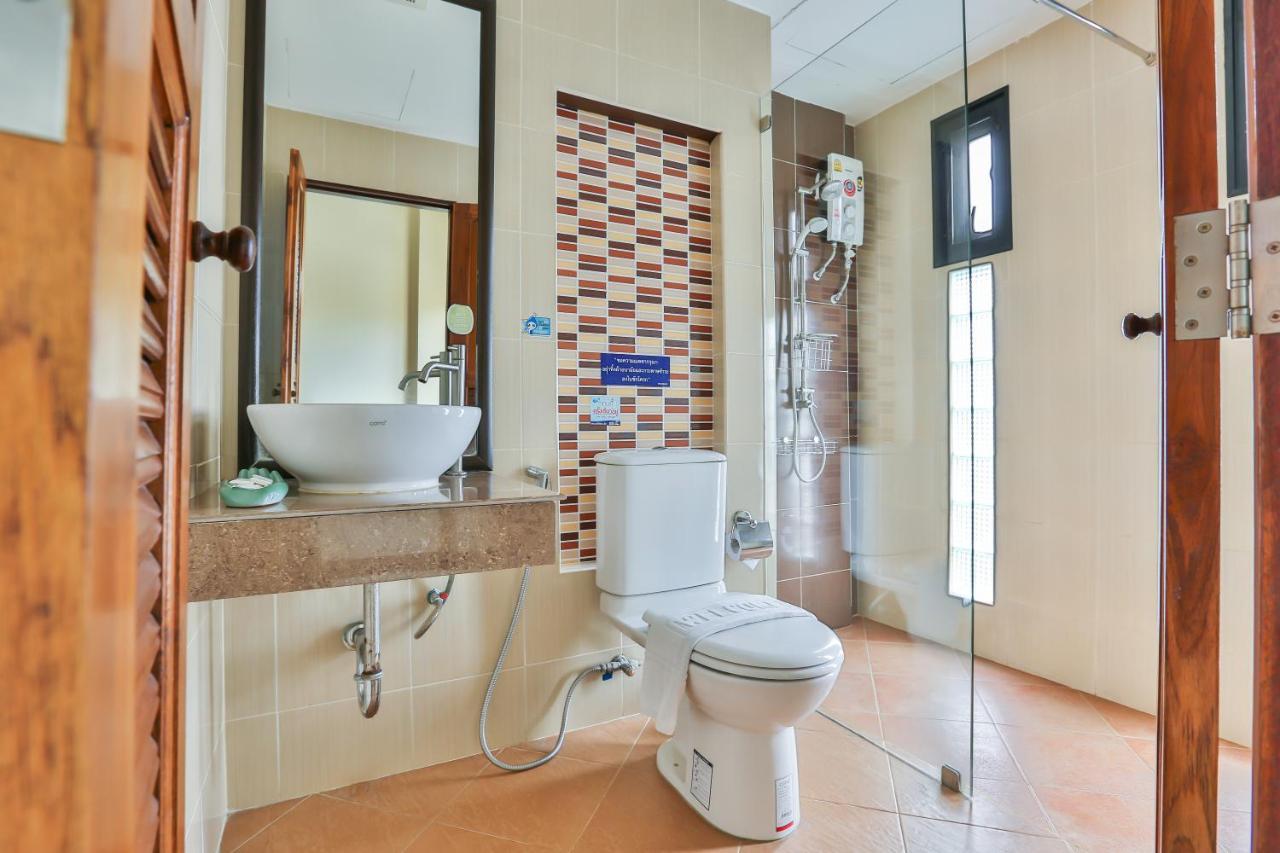 Boonme Heritage Phitsanulok Ngoại thất bức ảnh